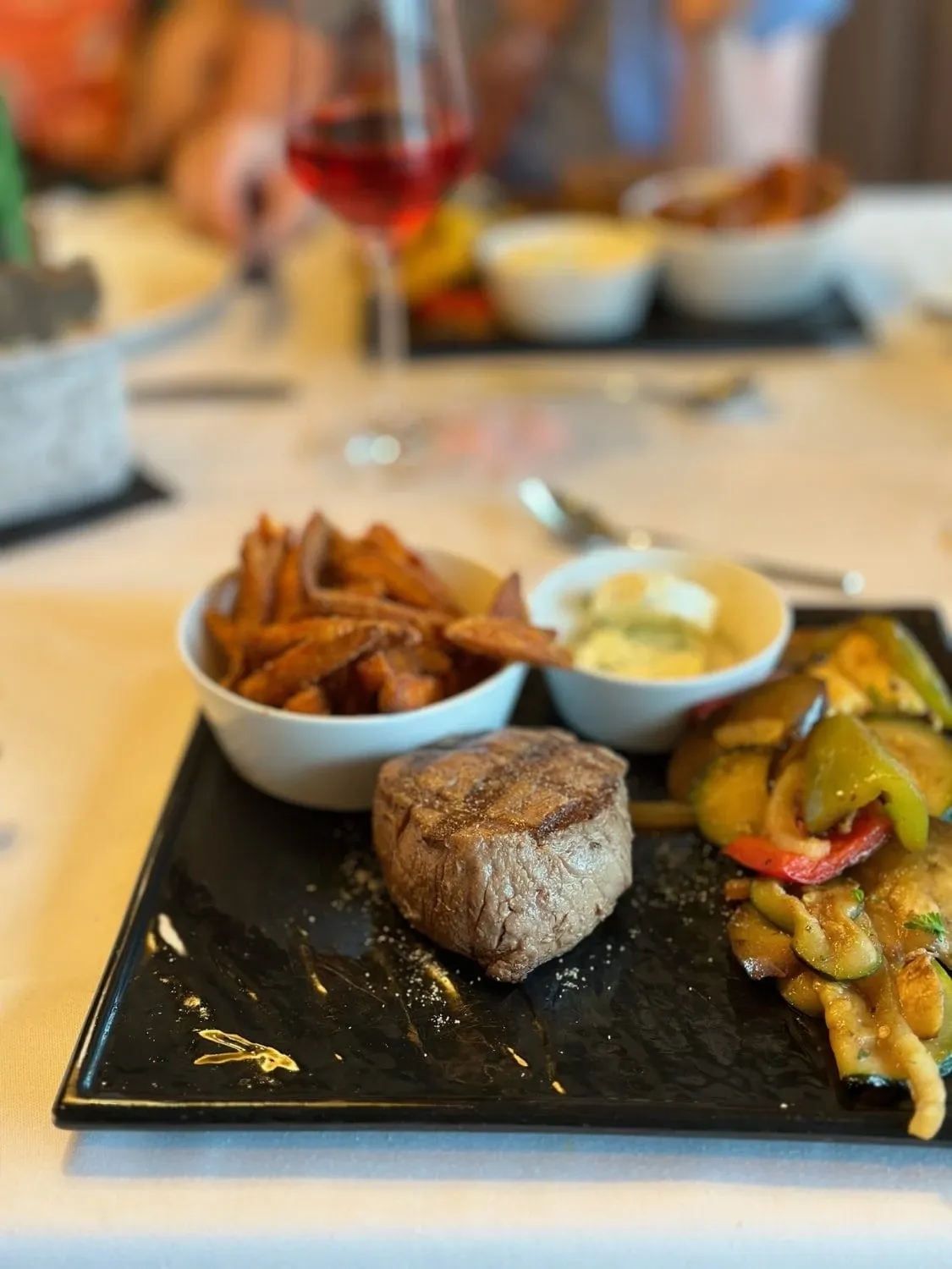 Welcome Dinner Steakhouse AIDAnova