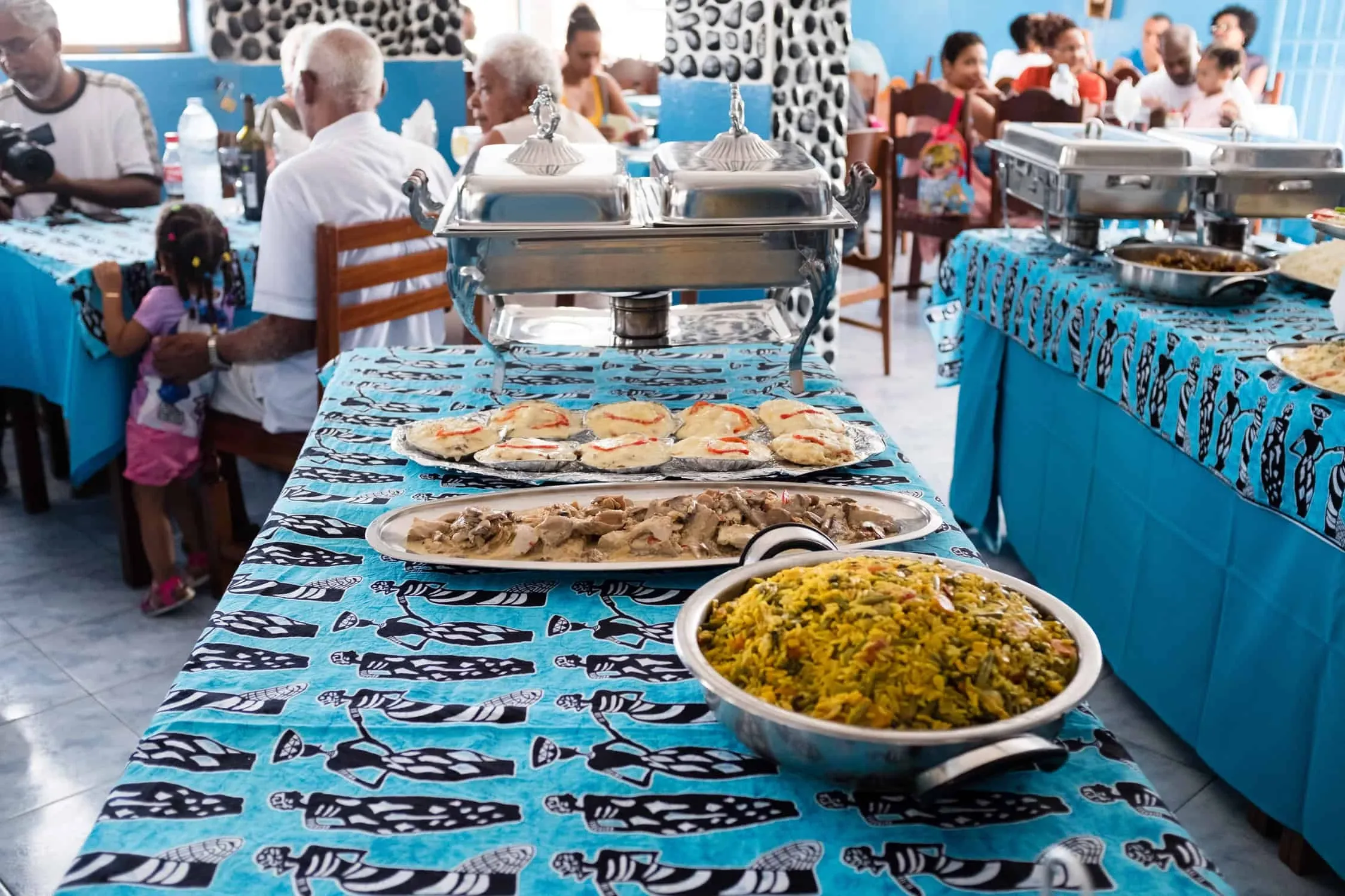 Buffet im Restaurant Chez Loutcha in Calhau Sao Vicente Kapverden