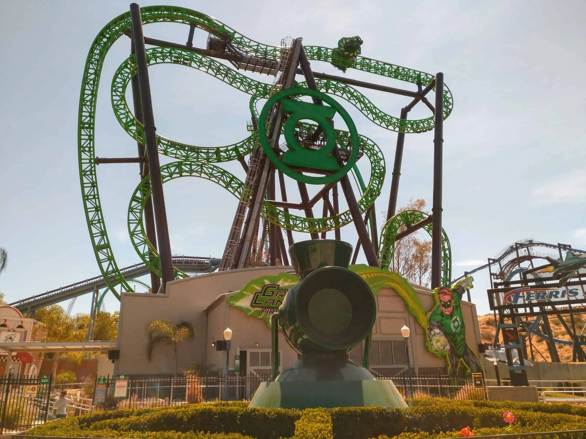 Six Flags Magic Mountain – ein Adrenalin-Kick nach dem Nächsten