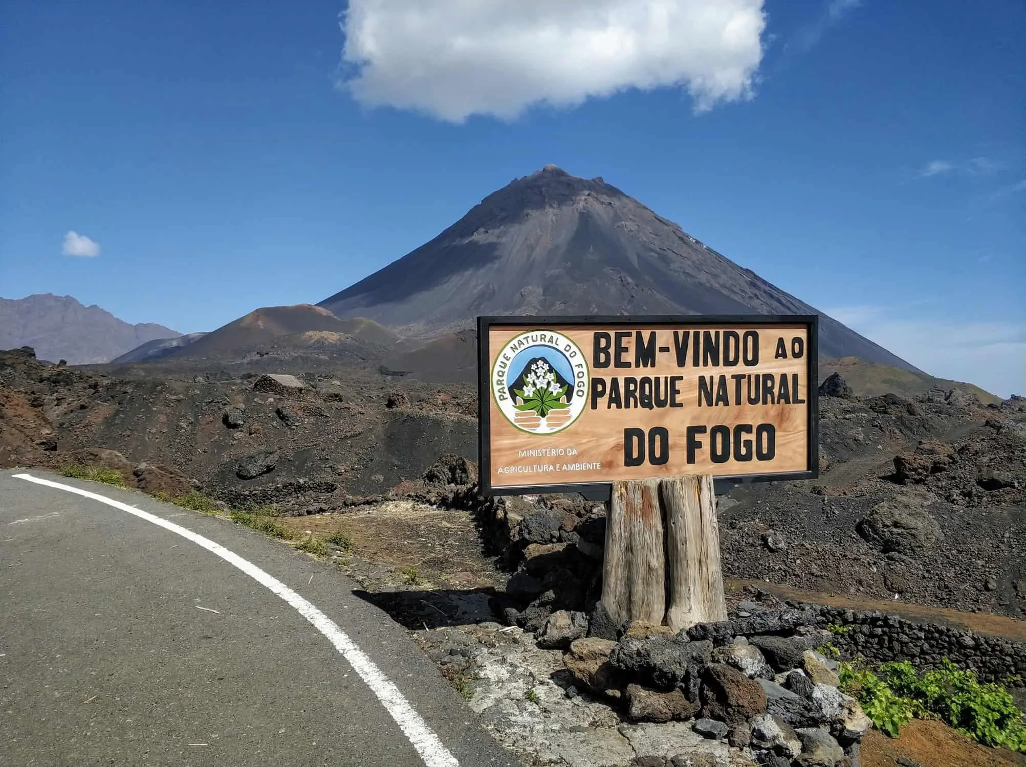 Abenteuerliche Lavafeld-Wanderung auf der Kapverden-Insel Fogo